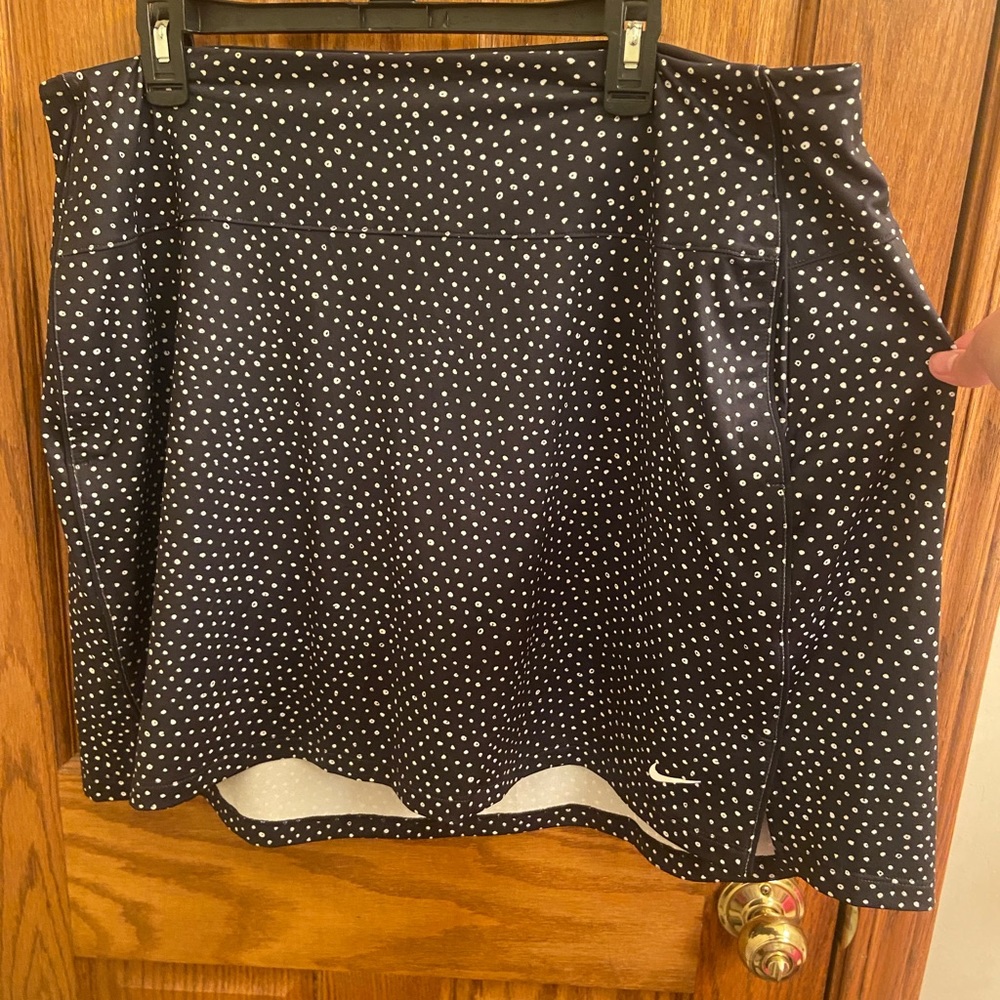 Nike 17” skort • XXL • NWOT